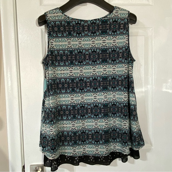 Style&co women’s Green, Black and gray sleeveless top Size L. - Picture 6 of 6